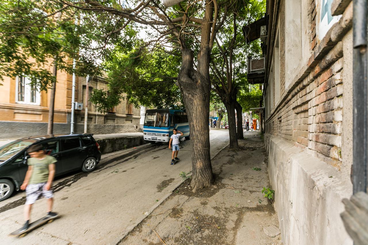 New Life Apartments Tbilisi Luaran gambar